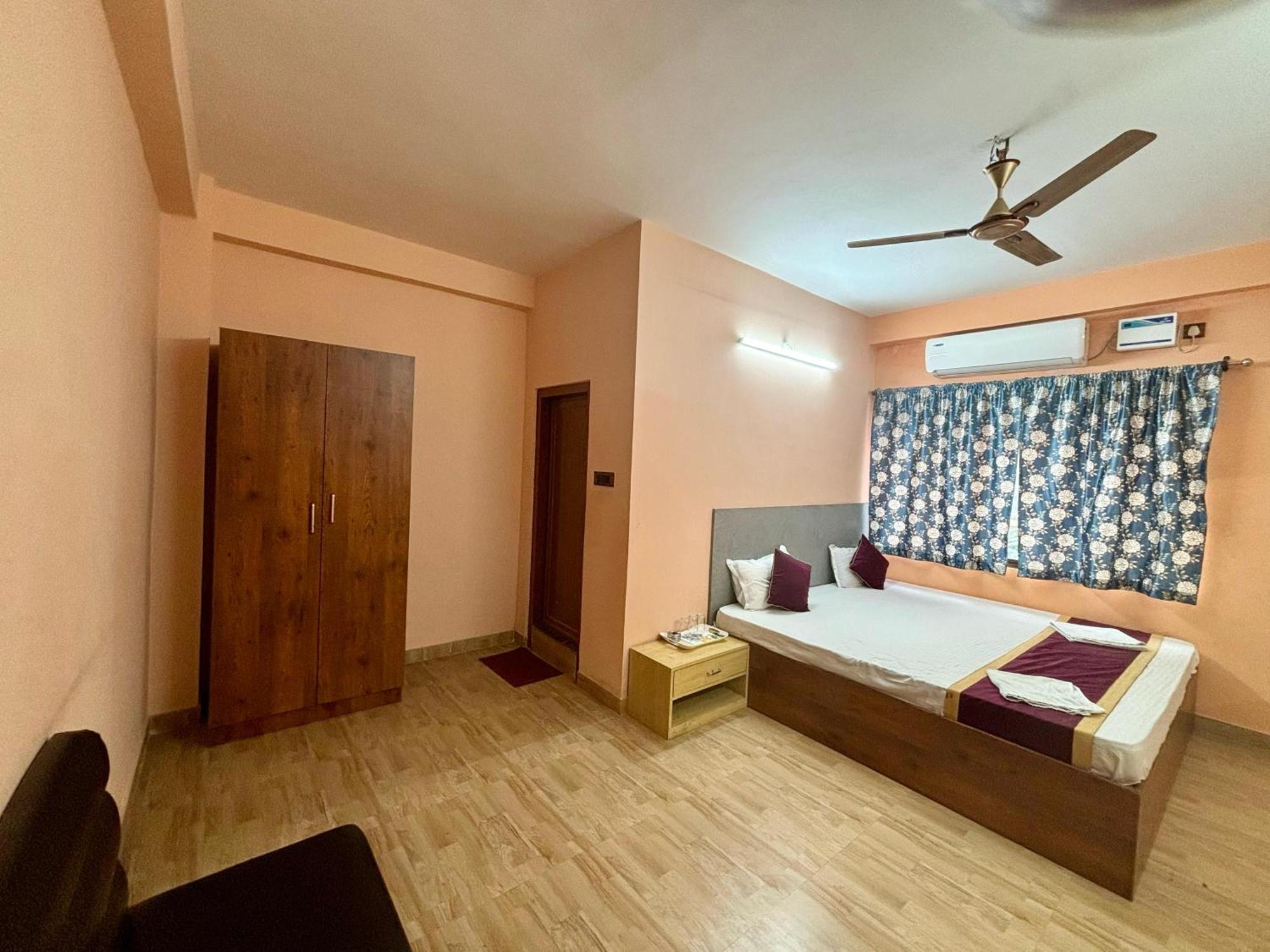 Krishna Shree Guest House غاواهاتي الغرفة الصورة